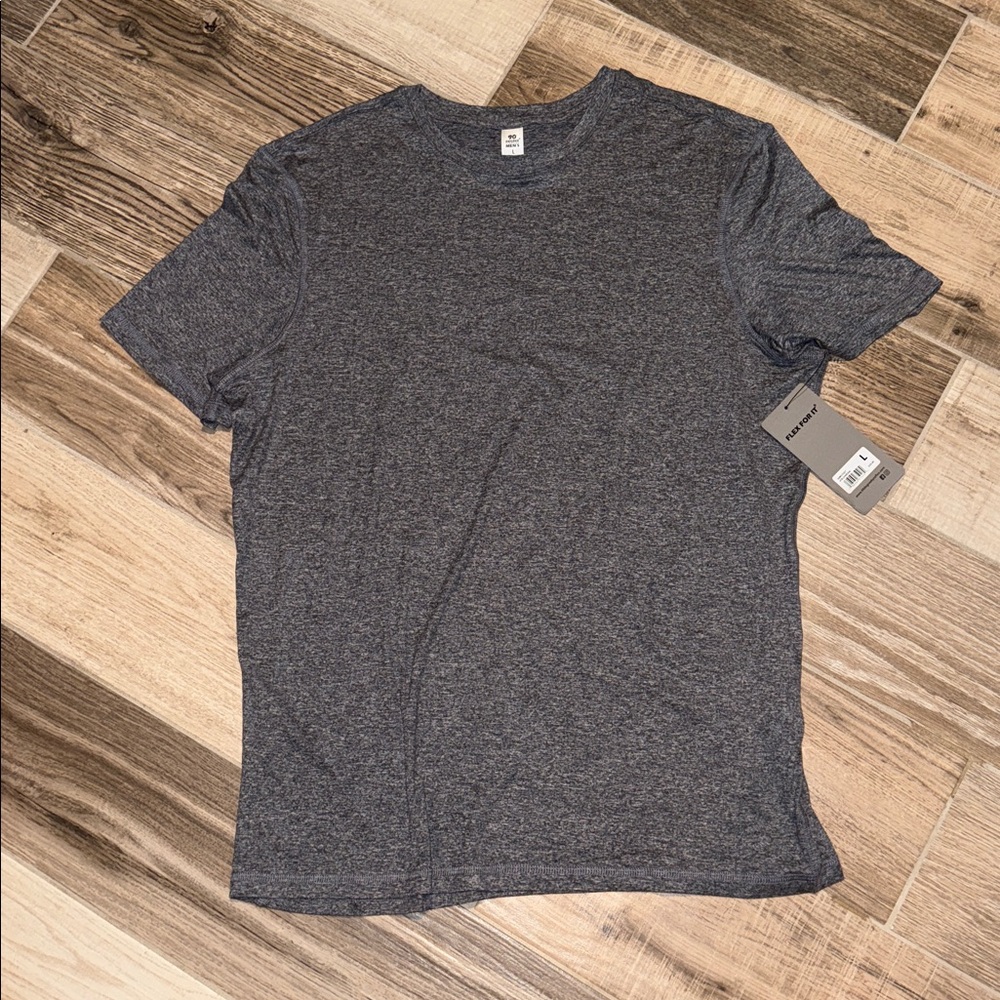 90 degree Gray Short Sleeve T-Shirt Sz L nwt